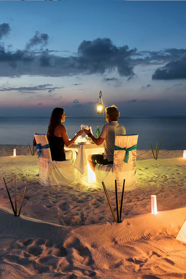 Romantic Candlelight Dinner on the Beach Sri Lanka Honeymoon and Romantic Beach Dinner Packages